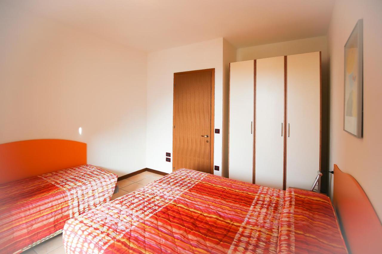 Altanea Apartments Con Piscina カオルレ エクステリア 写真